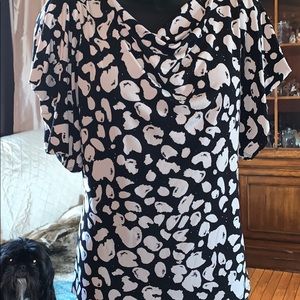 Michael kors medium top shirt